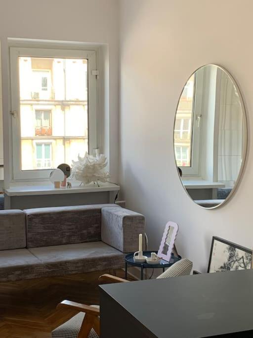 Cutest Studio With Best Location Varsavia Esterno foto