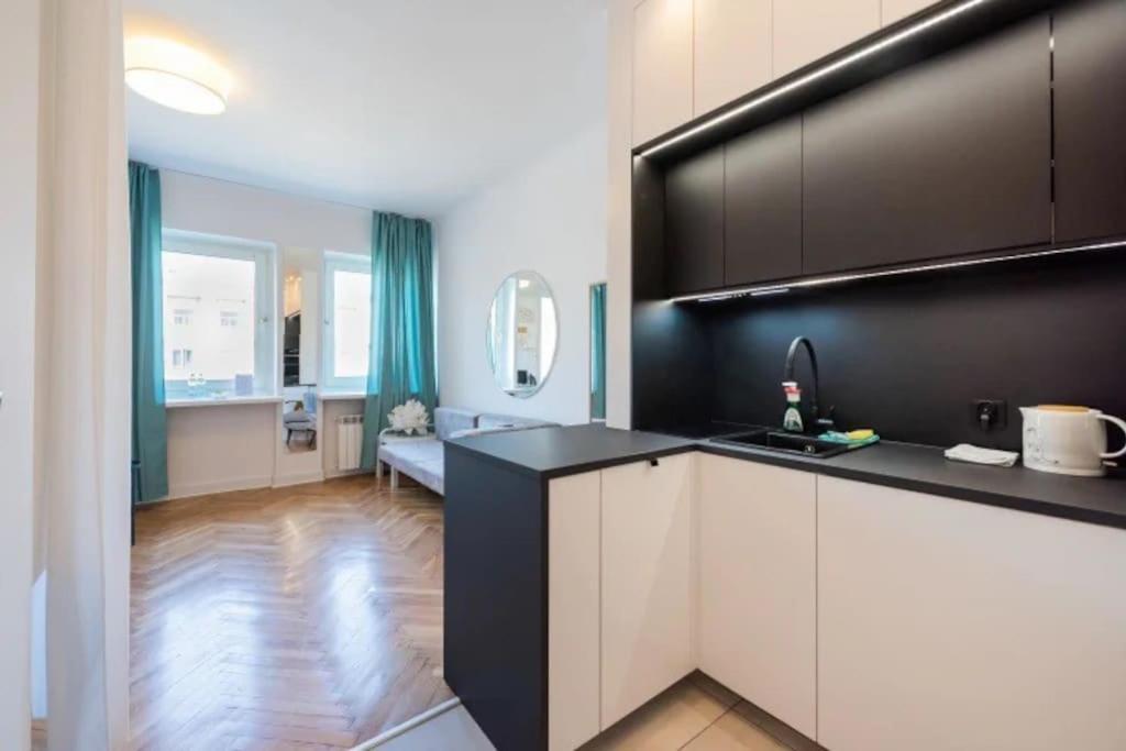 Cutest Studio With Best Location Varsavia Esterno foto